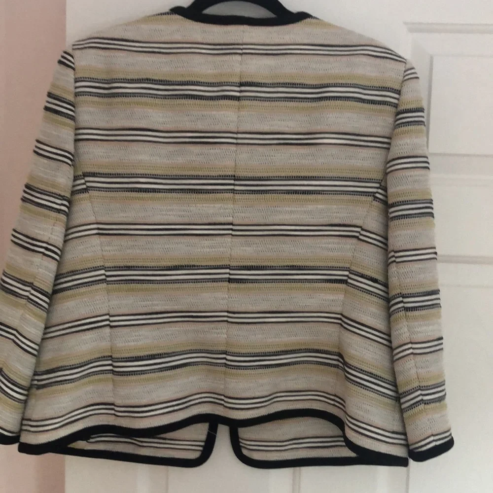 Kaspar patterned jacket - Picture 2 of 5